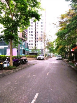 Cho thuê nhà liền kề nam từ liêm, 80m, 5t, kinh doanh, vp, ở giá 25 triệu