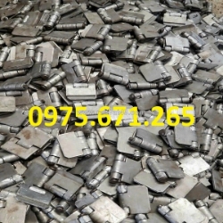 Bản lề thùng xe ba gác chi tiết nhỏ quyết định độ bền và an toàn của xe