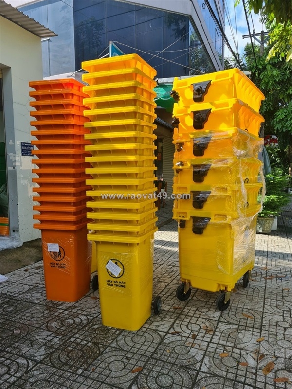 ~/Img/2026/2/dia-chi-uy-tin-ban-thung-rac-nhua-cac-loai-tai-tp-hcm-02.jpg
