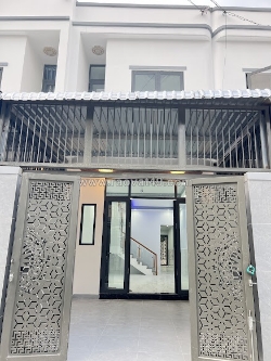 Bán nhà sau siêu thị bigc dĩ an bình dương
