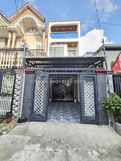 Bán nhà 1 trệt 1 lầu gần siêu thi bigc nay go dĩ an