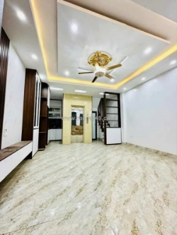 💥 phá giá!: - dân trí cao 🍀- gần ô tô - xây bền chắc. bán nhà thanh xuân