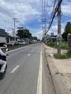 Bán đất 2 mặt tiền 33x77m giá 12 triệu/m2 đường nguyễn văn bứa