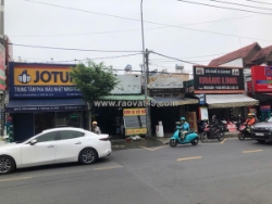 Bán nhà mặt tiền 17x40m nở hậu 20m giá 50 tỷ đường lê văn khương