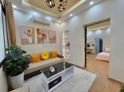 Tập thể chùa láng dt 100m giá 4,5 tỷ,ô tô đỗ chân tòa,lô góc,3 mặt thoáng,ngõ