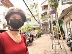 Bán nhà ngang 4.4m- nở hậu 6m- gần mt đ.tôn đản- lưu thông tôn thất thuyêt-