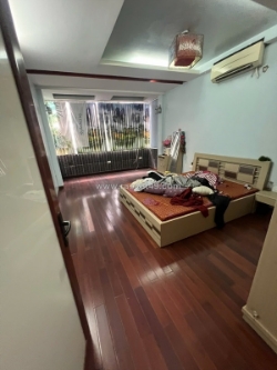 Bán nhà mặt phố triệu việt vương, 35m2, 4 tầng, mặt tiền gần 8m, 29 tỷ, kinh