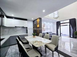 ♥ kiệt 3 m thẳng thông lê độ, sát đường lớn, đi bộ ra công viên, siêu thị,