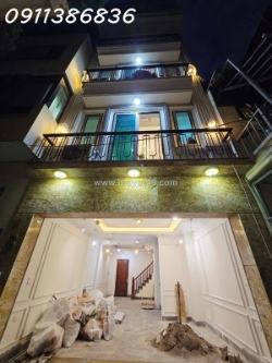 💥10m ra mặt phố dương quảng hàm, ô tô vào nhà, mới cứng, 50m 7t thang máy💥