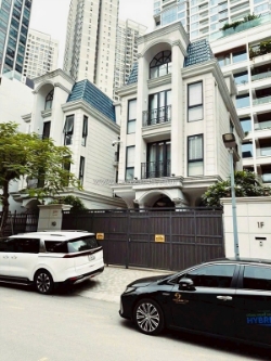 Bán biet thự đường số 10, phường thảo điền, tp. hồ chí minh