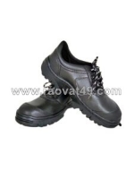 Giày bảo hộ giá rẻ có đảm bảo an toàn không? – phân tích chi tiết năm 2025