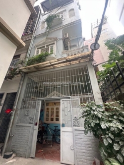 Hoàng hoa thám 45m x4 tầng 11,5 tỷ-ngõ thông,rộng,gần hồ tây