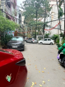 Bán nhà võng thị 93m 5 tầng mặt tiền 5.5m ô tô vào nhà giá 46 tỷ 0336212066