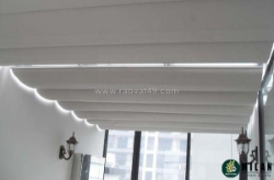 Rèm xếp che nắng giếng trời