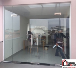 Các kiểu dáng cửa kính ban công đẹp nhất cho biệt thự