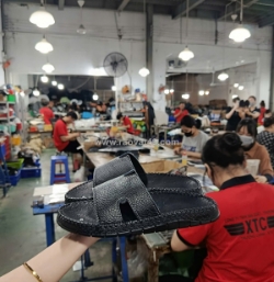 Dép da có sẵn giá sỉ – nhiều mẫu cho shop kinh doanh
